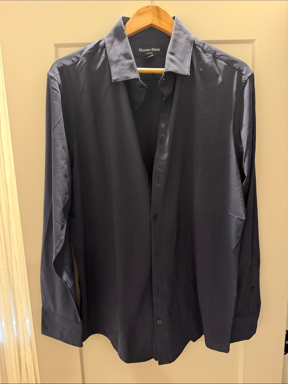 Mizzen+Main Navy Long-Sleeve Performance Dress Shirt